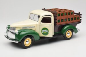 Chevrolet Brasseur Perrier Delivery Van Zöld Solido 1:18 203243 Fém – 2. kép a 8-ből