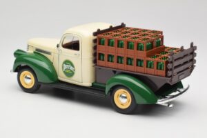 Chevrolet Brasseur Perrier Delivery Van Zöld Solido 1:18 203243 Fém – 7. kép a 8-ből