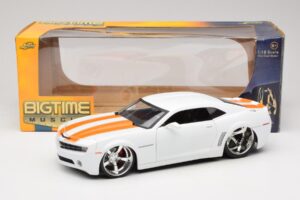 Chevrolet Camaro Concept Tuned Fehér Jada 1:18 63014 Fém – 8. kép a 8-ből