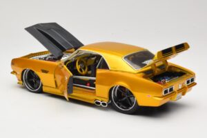 Chevrolet Camaro Z/28 Arany Maisto 1:18 31066 Fém – 5. kép a 8-ből