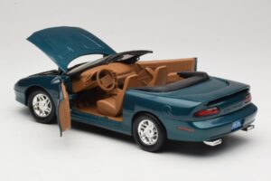 Chevrolet Camaro Z28 Kabrió Zöld American Muscle 1:18 7231D0 Fém – 5. kép a 8-ből