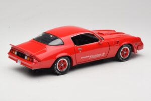 Chevrolet Camaro Z28 Yenko Turbo Z Piros GreenLight 1:18 12999 Fém – 3. kép a 8-ből