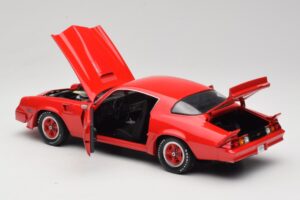 Chevrolet Camaro Z28 Yenko Turbo Z Piros GreenLight 1:18 12999 Fém – 5. kép a 8-ből