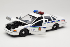 Chevrolet Caprice Kanada Rendőrség UT Models 1:18 21023 Fém – 2. kép a 8-ből