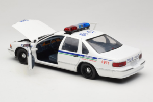 Chevrolet Caprice Kanada Rendőrség UT Models 1:18 21023 Fém – 5. kép a 8-ből