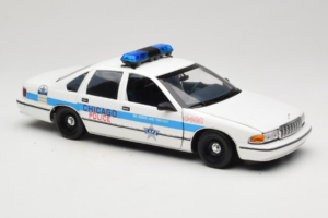 Chevrolet Caprice Chicago Rendőrség UT Models 1:18 180142096 Fém – 6. kép a 8-ből
