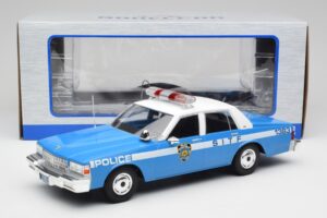 Chevrolet Caprice NYPD Rendőrautó MCG 1:18 MCG18360 Fém – 6. kép a 6-ből
