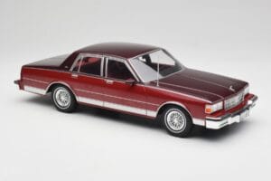 Chevrolet Caprice Piros Metál MCG 1:18 MCG18361 Fém – 4. kép a 6-ből