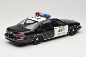 Chevrolet Caprice Kalifornia Rendőrség UT Models 1:18 180142098 Fém – 3. kép a 8-ből