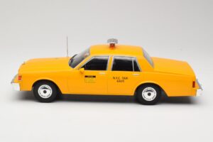 Chevrolet Caprice Sárga Taxi MCG 1:18 MCG18038 Fém – 3. kép a 6-ből