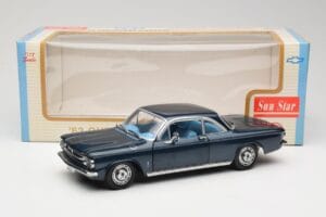 Chevrolet Corvair Sötétkék Sun Star 1:18 1482 Fém – 8. kép a 8-ből
