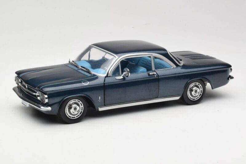Chevrolet Corvair Sötétkék Sun Star 1:18 1482 Fém
