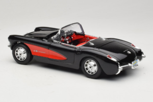 Chevrolet Corvette C1 Fekete & Piros Bburago 1:18 3034-M1 Fém – 7. kép a 8-ből
