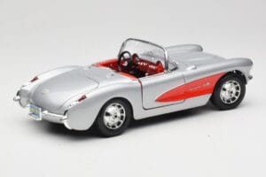 Chevrolet Corvette C1 Ezüst Bburago 1:18 3034 Fém – 3. kép a 8-ből