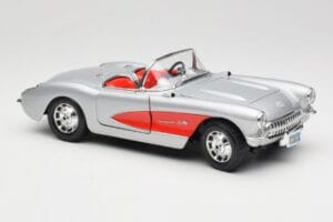 Chevrolet Corvette C1 Ezüst Bburago 1:18 3034 Fém – 6. kép a 8-ből