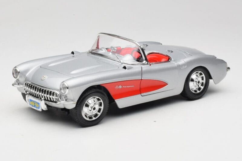 Chevrolet Corvette C1 Ezüst Bburago 1:18 3034 Fém