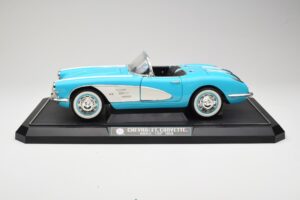 Chevrolet Corvette C1 Hard Top Kék Solido 1:12 1202-M1 Fém – 4. kép a 8-ből