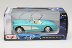 Chevrolet Corvette C1 Mentazöld Maisto 1:24 31275 Fém