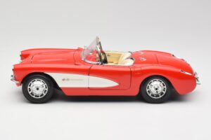 Chevrolet Corvette C1 Roadster Piros Bburago 1:18 3024 Fém – 4. kép a 8-ből