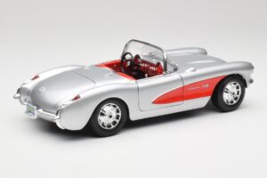 Chevrolet Corvette C1 Ezüst & Piros Bburago 1:18 3024-M1 Fém – 3. kép a 8-ből