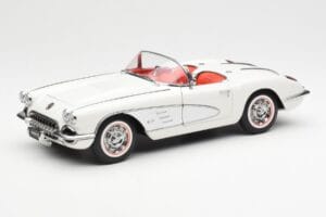Chevrolet Corvette C1 Spider Hard Top Snowcrest Fehér AUTOart 1:18 71147 Fém