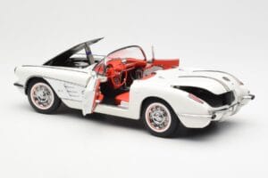 Chevrolet Corvette C1 Spider Hard Top Snowcrest Fehér AUTOart 1:18 71147 Fém – 5. kép a 8-ből