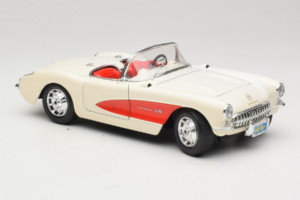 Chevrolet Corvette C1 Fehér & Piros Bburago 1:18 3024-M3 Fém – 6. kép a 8-ből