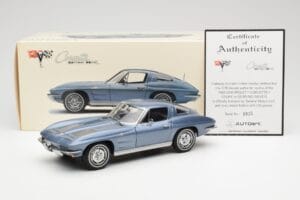 Chevrolet Corvette C2 Kékesszürke Metálfényű AUTOart 1:18 71182 Fém – 8. kép a 8-ből