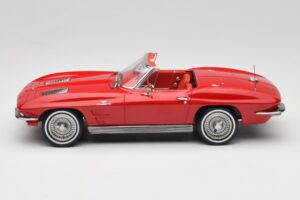 Chevrolet Corvette C2 Sting Ray Kabrió Riverside Red Norev 1:18 189056 Fém – 3. kép a 6-ből