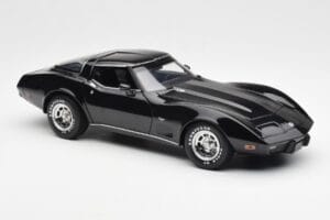 Chevrolet Corvette C3 Fekete UT Models 1:18 21071 Fém – 6. kép a 8-ből