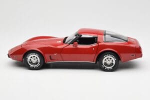 Chevrolet Corvette C3 Piros UT Models 1:18 21073 Fém – 4. kép a 8-ből