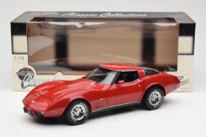 Chevrolet Corvette C3 Piros UT Models 1:18 21073 Fém – 8. kép a 8-ből