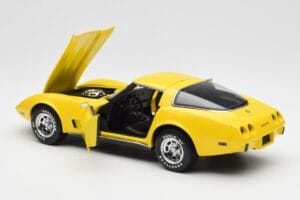 Chevrolet Corvette C3 Sárga UT Models 1:18 21074 Fém – 5. kép a 8-ből