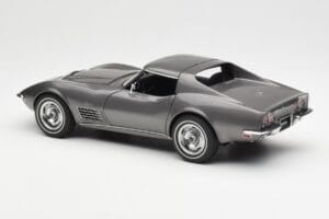 Chevrolet Corvette C3 Spider Laguna Szürke Metálfényű AUTOart 1:18 71173 Fém – 7. kép a 8-ből