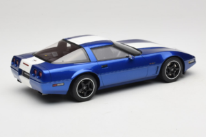 Chevrolet Corvette C4 Grand Sport Admiral Blue GT Spirit 1:18 GT538 Gyanta – 2. kép a 6-ből