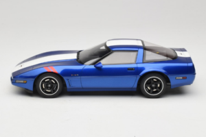 Chevrolet Corvette C4 Grand Sport Admiral Blue GT Spirit 1:18 GT538 Gyanta – 3. kép a 6-ből