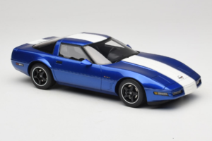Chevrolet Corvette C4 Grand Sport Admiral Blue GT Spirit 1:18 GT538 Gyanta – 4. kép a 6-ből