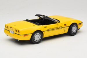 Chevrolet Corvette C4 Indianapolis 500 Pace Car Sárga Greenlight 1:18 11801-06 Fém – 3. kép a 8-ből