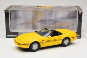 Chevrolet Corvette C4 Indianapolis 500 Pace Car Sárga Greenlight 1:18 11801-06 Fém – 8. kép a 8-ből