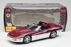 Chevrolet Corvette C4 Indy 500 Pace Car Maisto 1:18 56011 Fém – 8. kép a 8-ből