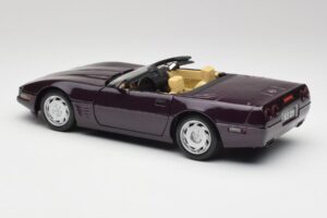 Chevrolet Corvette C4 LT4 Kabrió Lila Metál Maisto 1:18 50277 Fém – 7. kép a 8-ből
