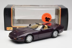 Chevrolet Corvette C4 LT4 Kabrió Lila Metál Maisto 1:18 50277 Fém – 8. kép a 8-ből