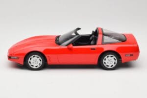 Chevrolet Corvette C4 Torch Red GT Spirit 1:18 GT537 Gyanta – 3. kép a 6-ből