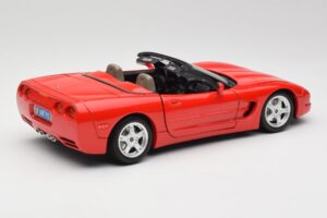 Chevrolet Corvette C5 Kabrió Piros Bburago 1:18 3076 Fém – 3. kép a 8-ből