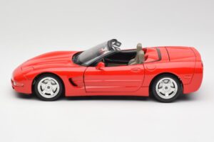 Chevrolet Corvette C5 Kabrió Piros Bburago 1:18 3076 Fém – 4. kép a 8-ből