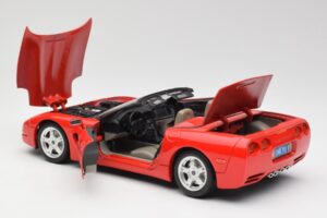 Chevrolet Corvette C5 Kabrió Piros Bburago 1:18 3076 Fém – 5. kép a 8-ből