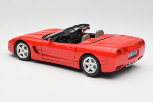 Chevrolet Corvette C5 Kabrió Piros Bburago 1:18 3076 Fém – 7. kép a 8-ből
