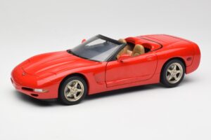 Chevrolet Corvette C5 Kabrió Piros UT Models 1:18 21006 Fém