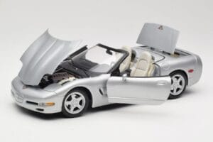 Chevrolet Corvette C5 Kabrió Ezüst Maisto 1:18 50317 Fém – 2. kép a 8-ből