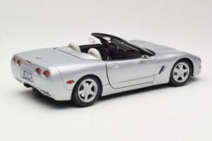 Chevrolet Corvette C5 Kabrió Ezüst Maisto 1:18 50317 Fém – 3. kép a 8-ből